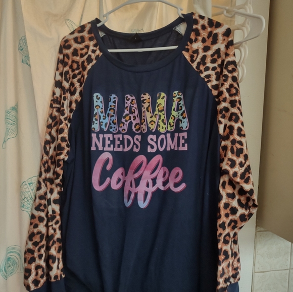 Mama needs coffee top - Picture 4 of 4